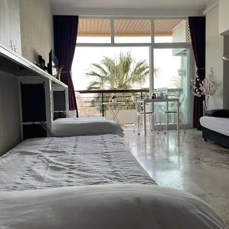Loft Castillo Santa Clara Apartment
